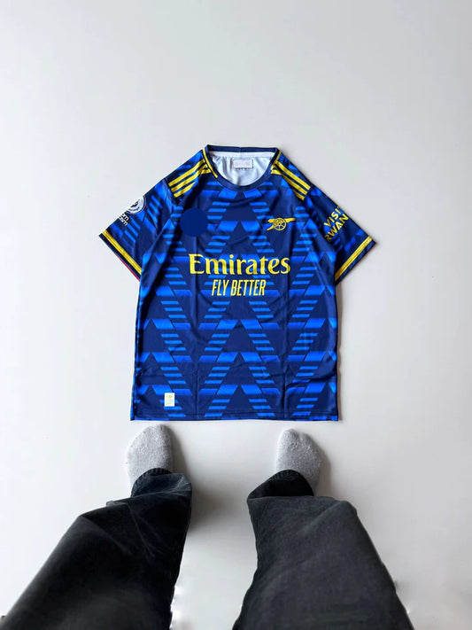 Arsenal Saka half sleeve