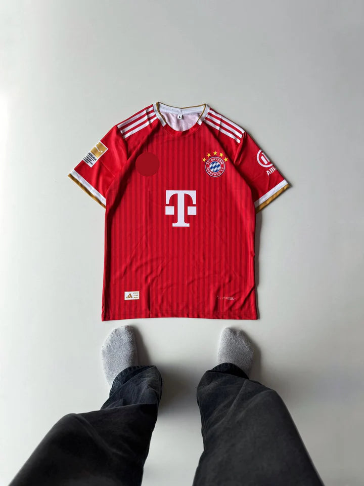 Fc Bayern Olise half sleeve